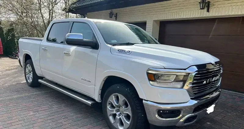 samochody osobowe Dodge RAM cena 159000 przebieg: 51000, rok produkcji 2019 z Czersk